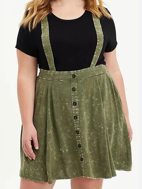 torrid Dresses & Skirts - Torrid Mini Challis Skirtall‎ Olive Green Womens Plus Size 4X